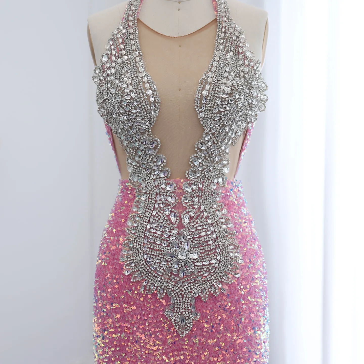 Sparkly Crystal Pink Sequined Halter Prom Dress RM056