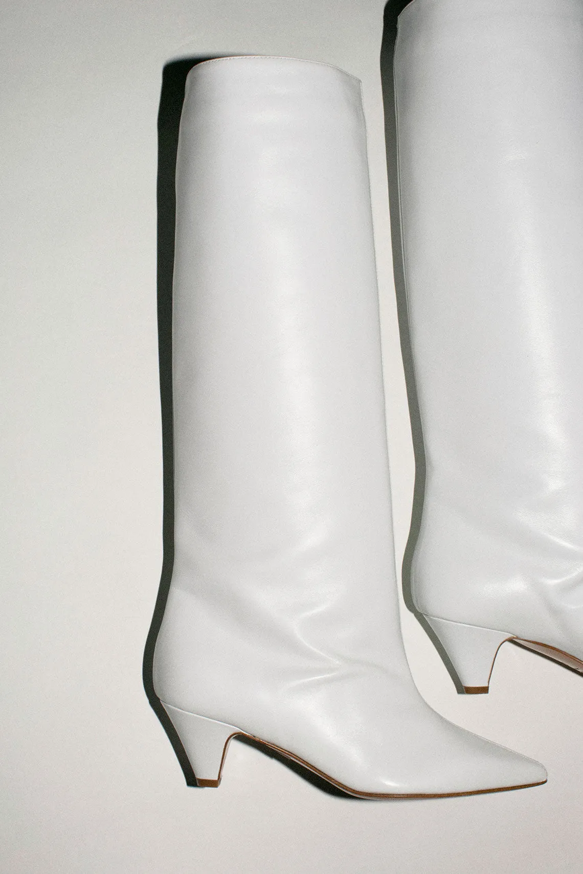 White Sandy Boot